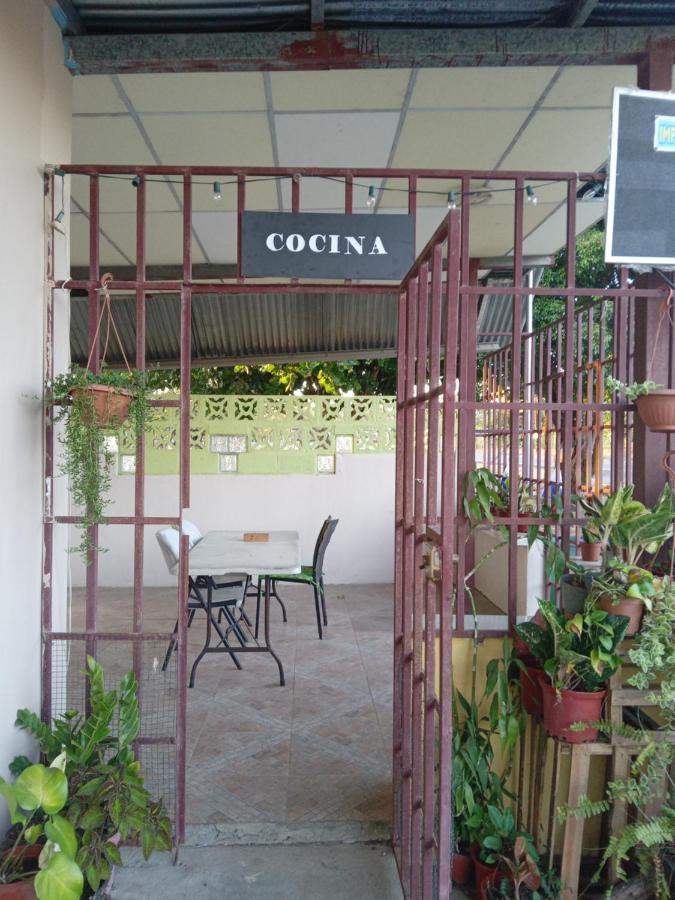 Hostal Brisas Calobrenas Exteriér fotografie